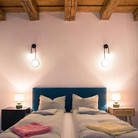 Seek And Hide - Csilla'S Tiny Hideaway Brasov Bagian luar foto